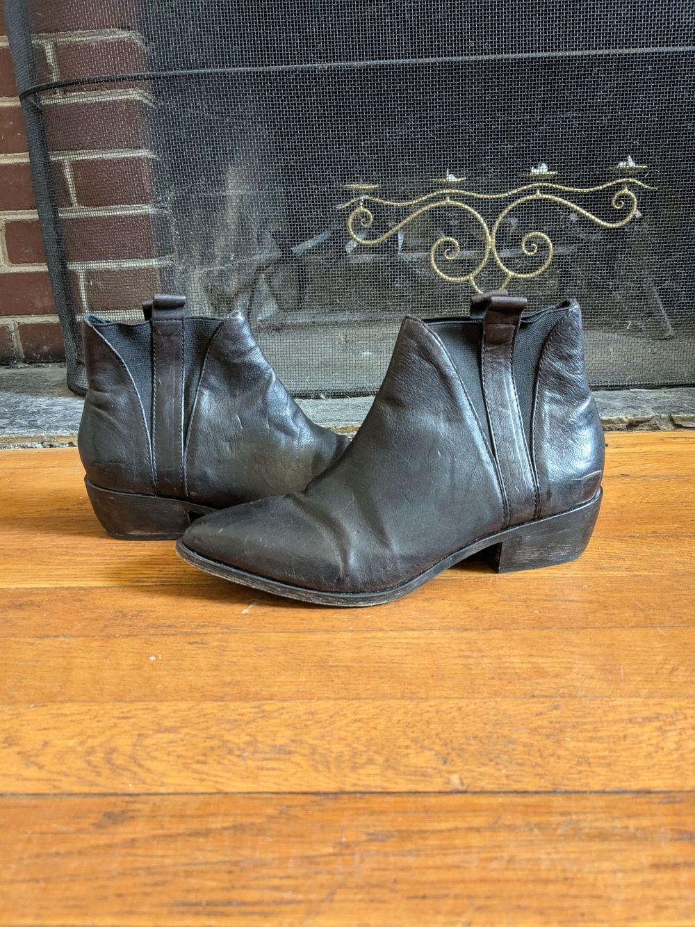 Pencey Dark Brown Leather Ankle Boots with Elastic Panels